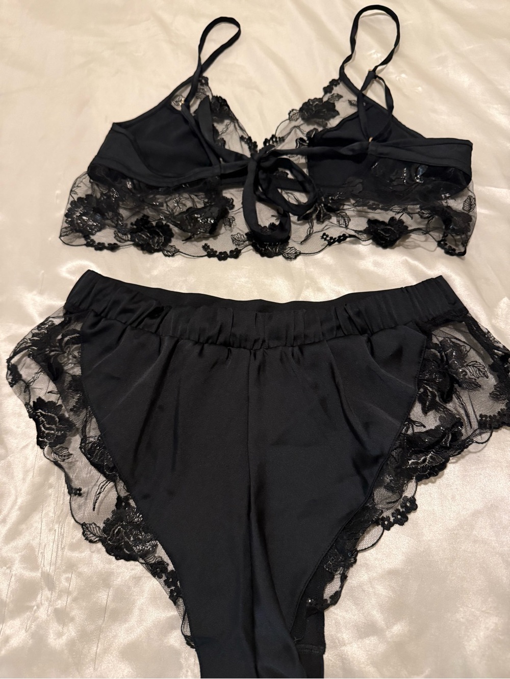 Honey Birdette Black Lace Bralette & Bikini Set with Satin Pouch - Picture 4 of 7